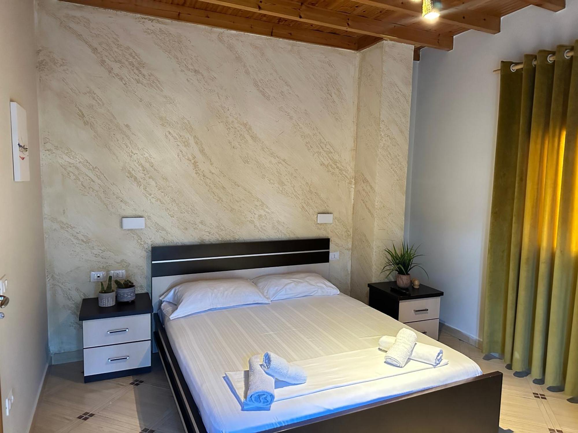 Arial Penthouse Suites Vlorë Quarto foto